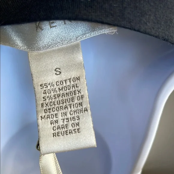 NWT Kenar Black Embellished V-Neck Blouse - Picture 7 of 7